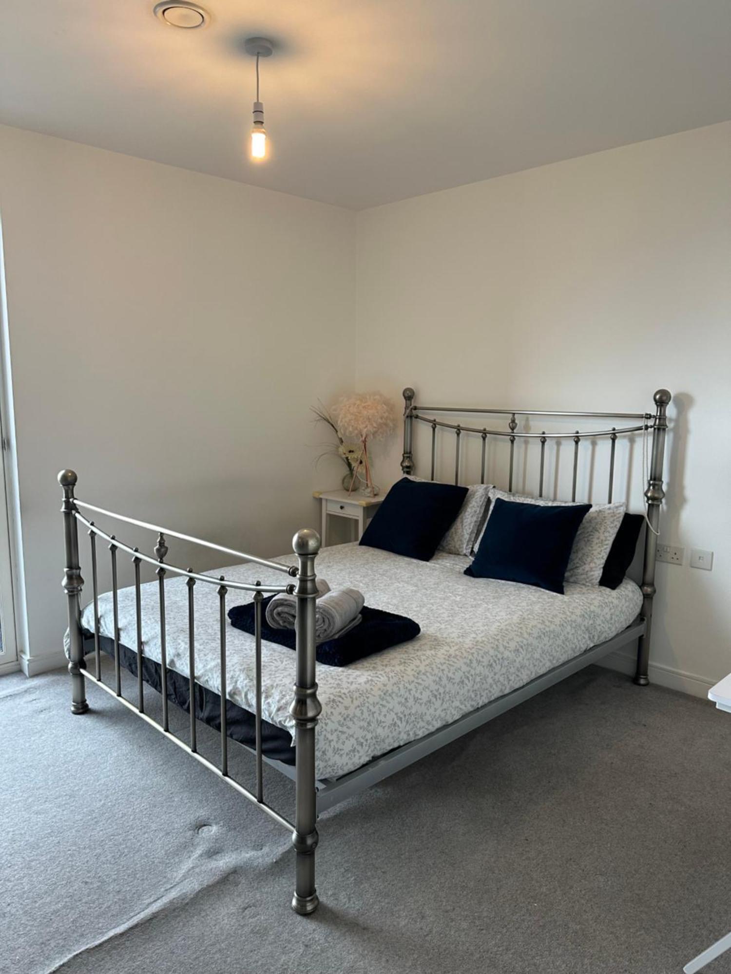 Luxury 3 Bedroom Flat In Stratford, London Exterior photo